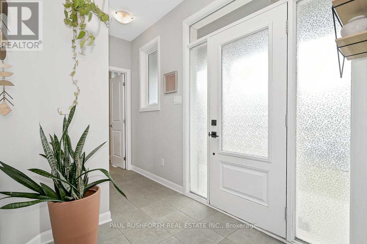 245 Aquarium Avenue