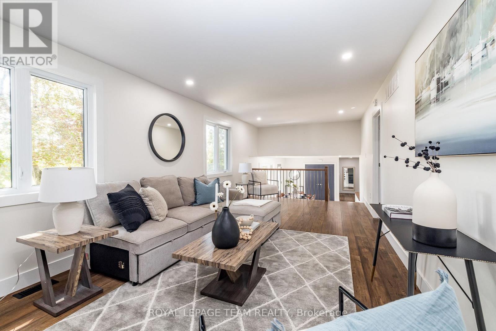 206 River View Lane