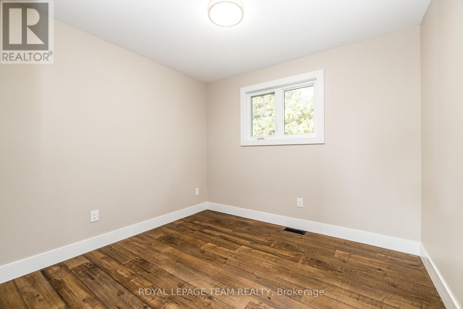 206 River View Lane
