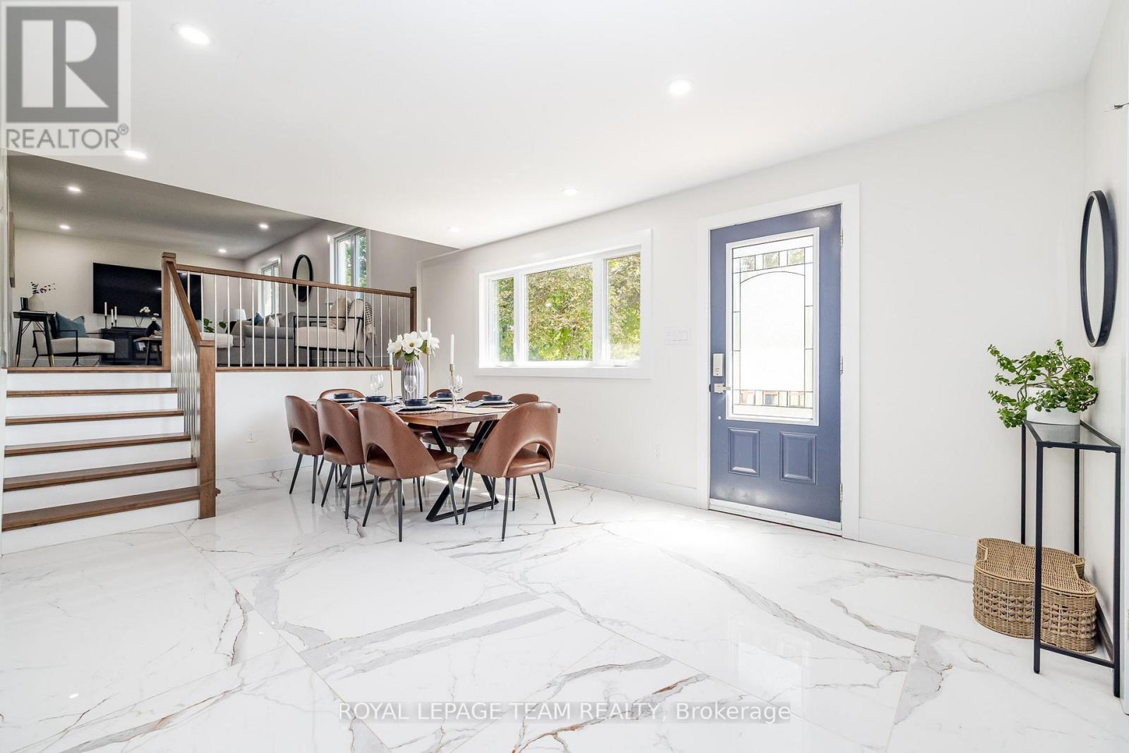 206 River View Lane