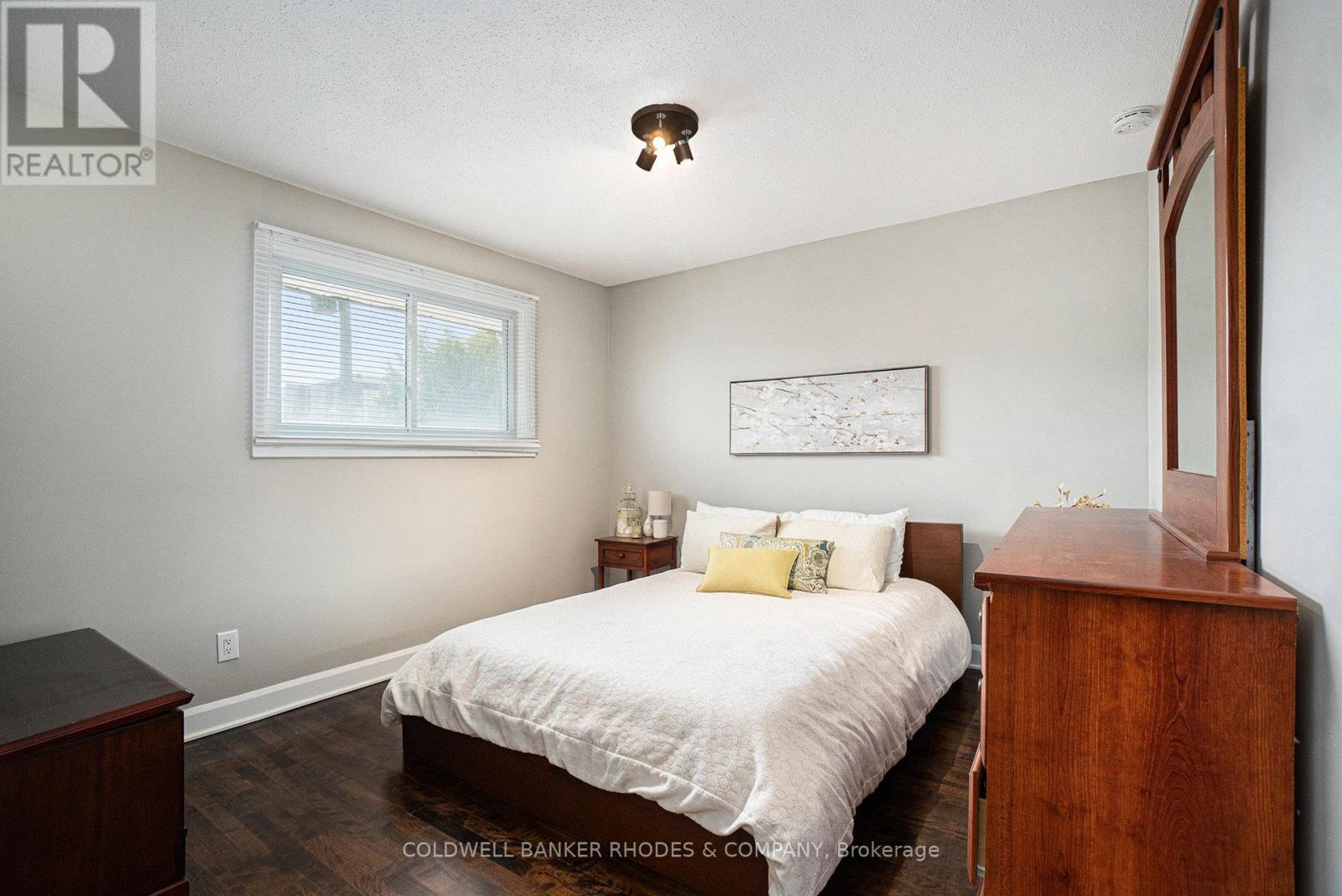 2722 Stone Crescent