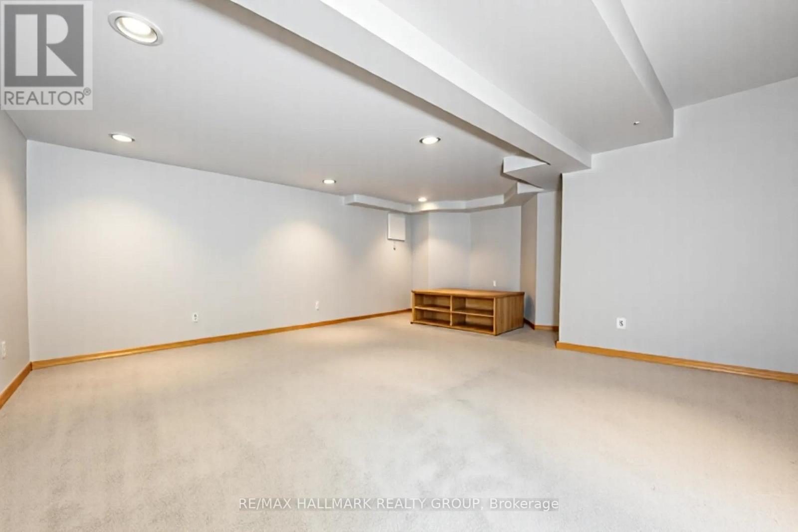 1414 Eastcliffe Way