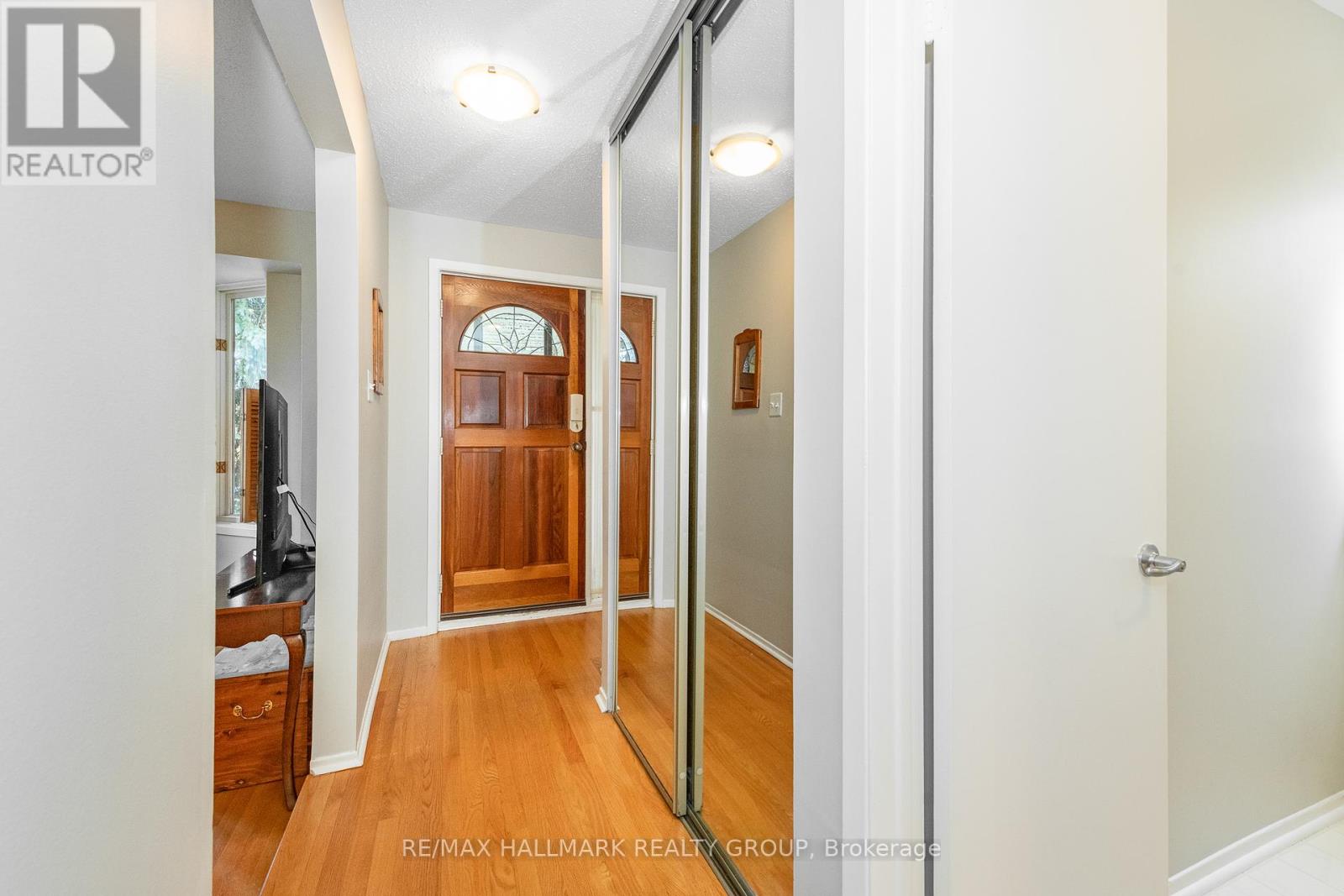 1414 Eastcliffe Way