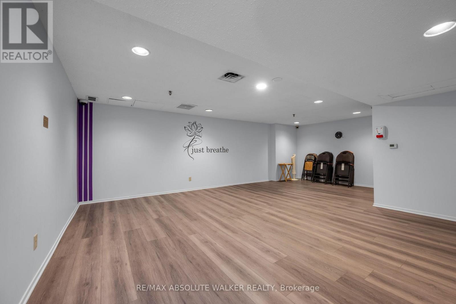 414 - 2871 Richmond Road
