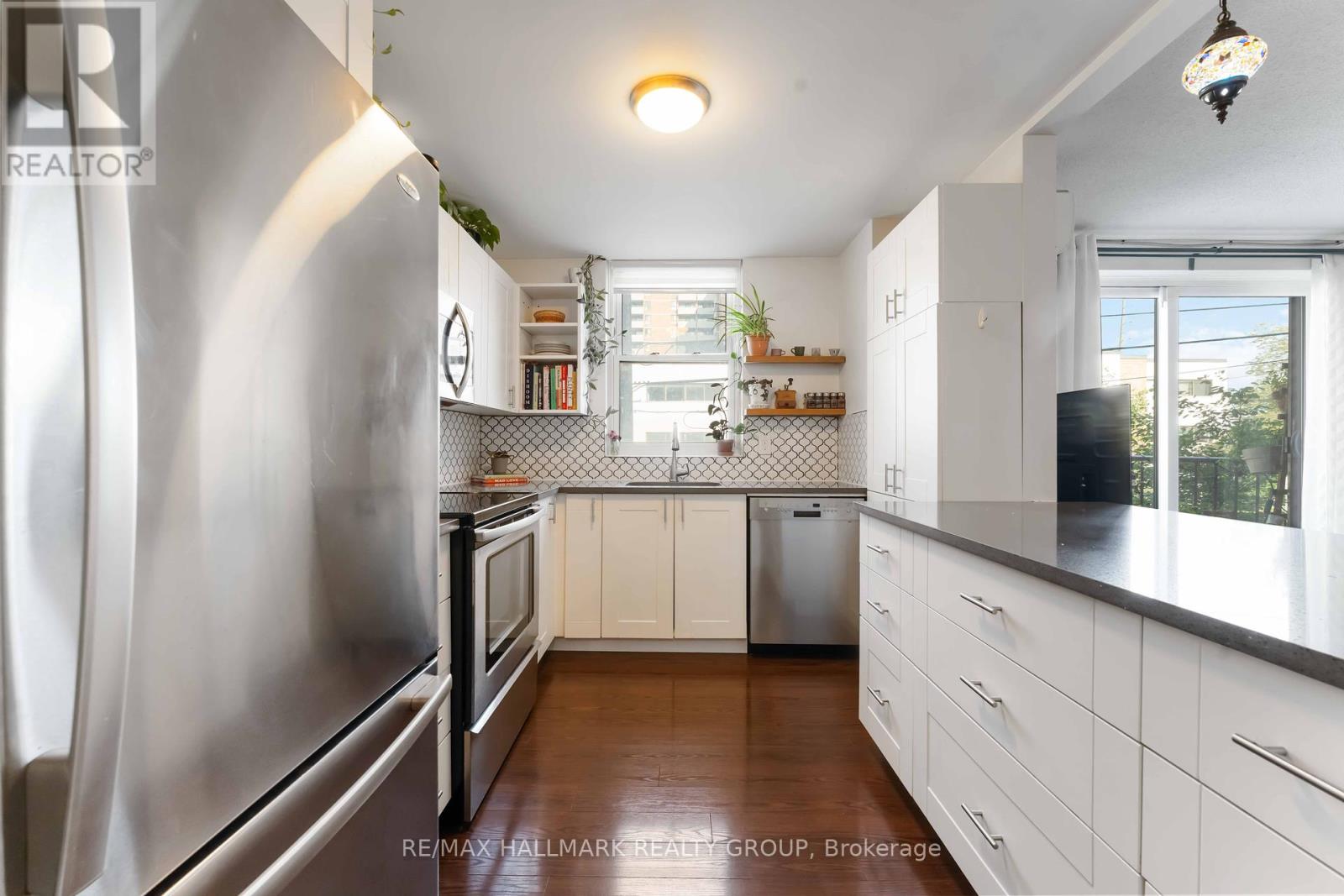205 - 50 Burnside Avenue