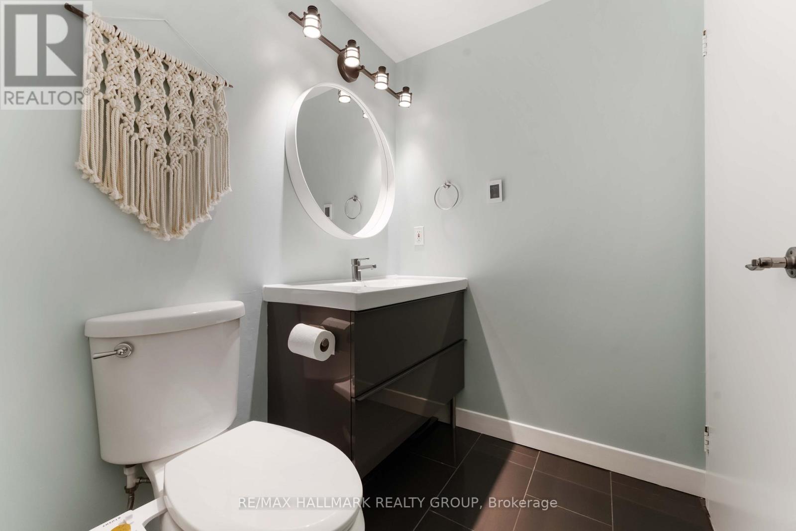 205 - 50 Burnside Avenue