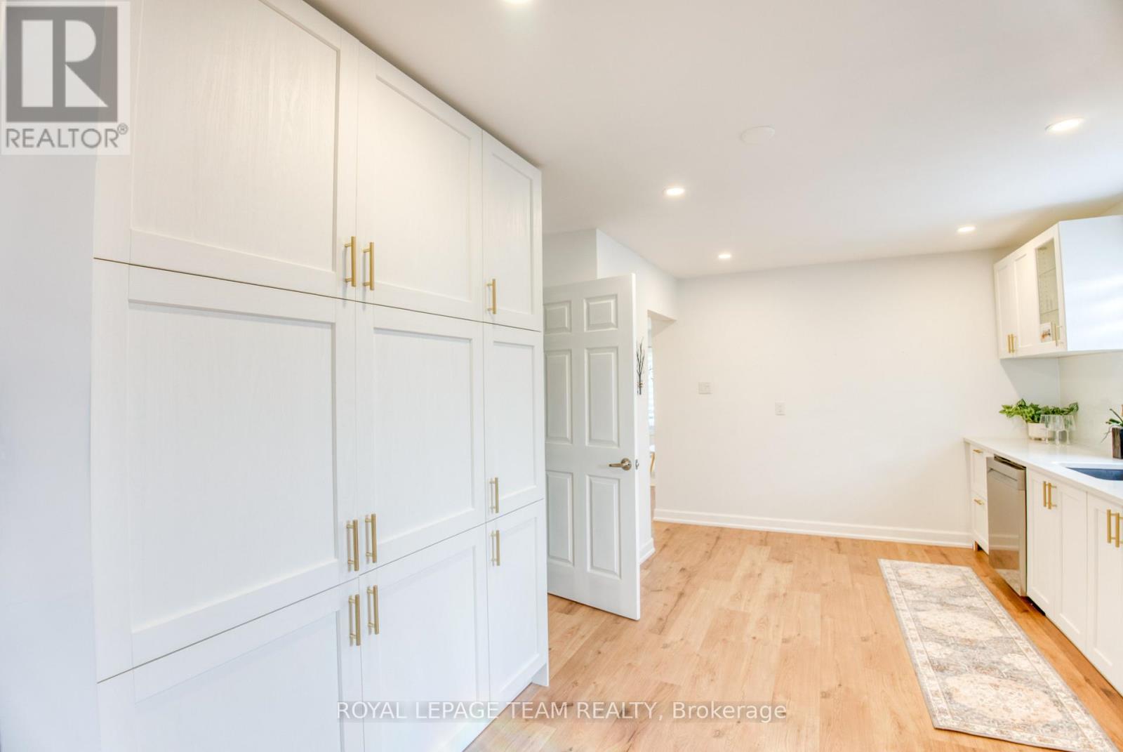 21 Equestrian Drive