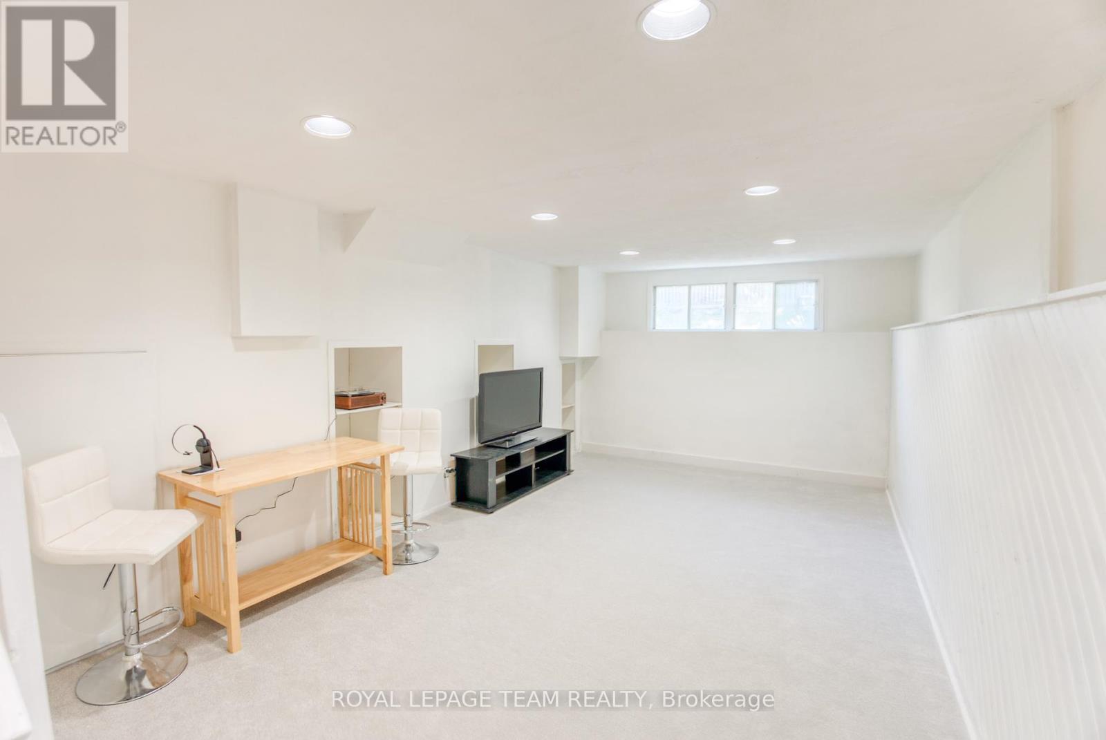 21 Equestrian Drive
