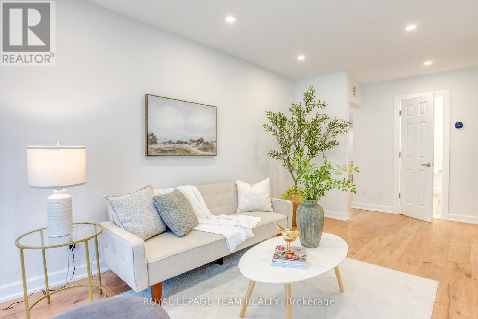 21 Equestrian Drive