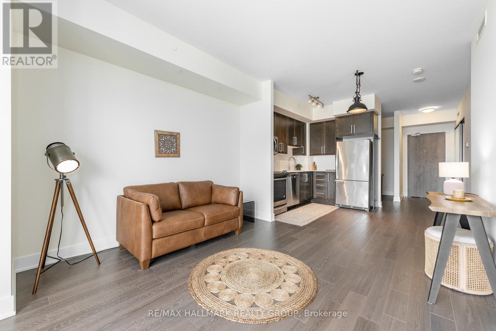 1104 - 485 Richmond Road