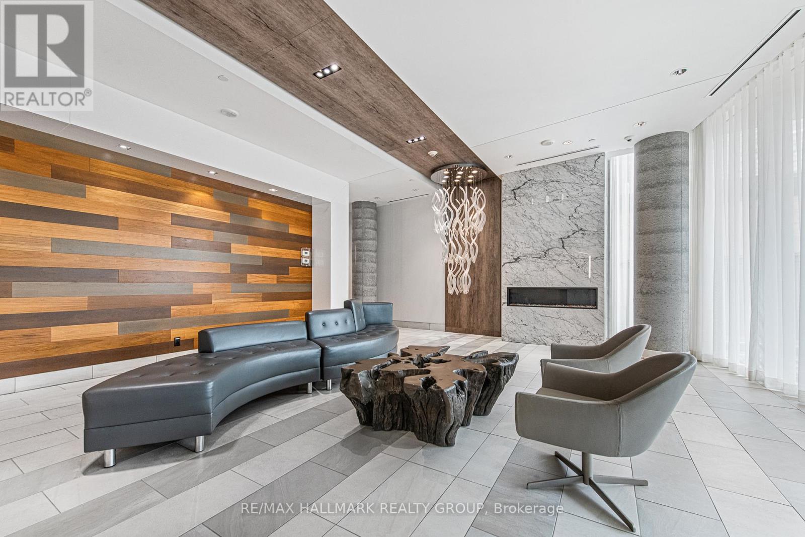 1104 - 485 Richmond Road