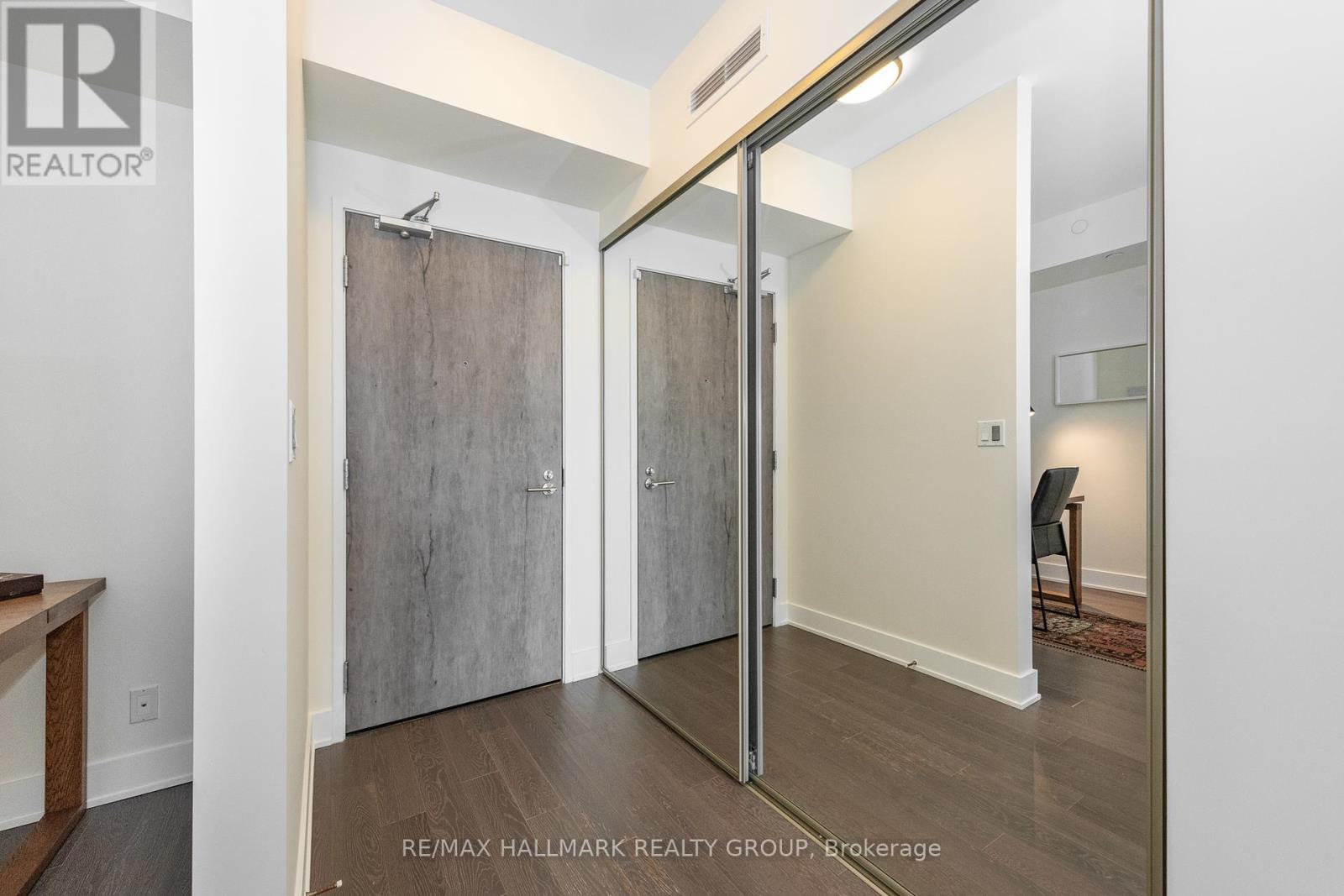 1104 - 485 Richmond Road