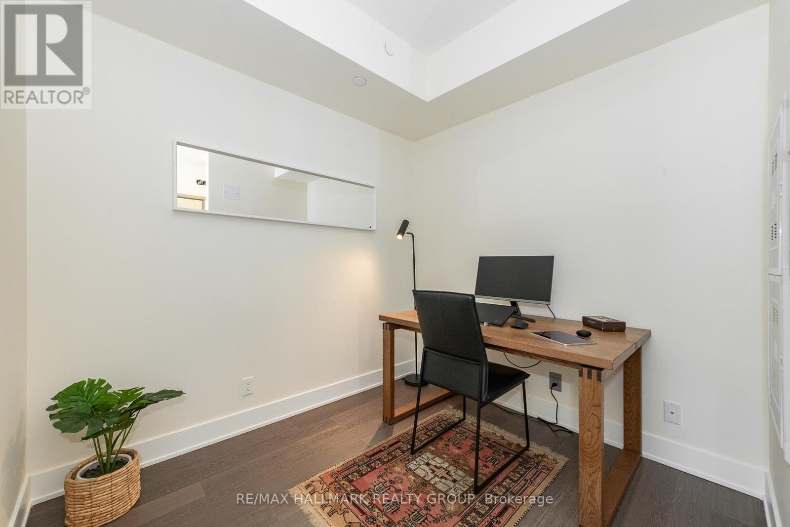 1104 - 485 Richmond Road
