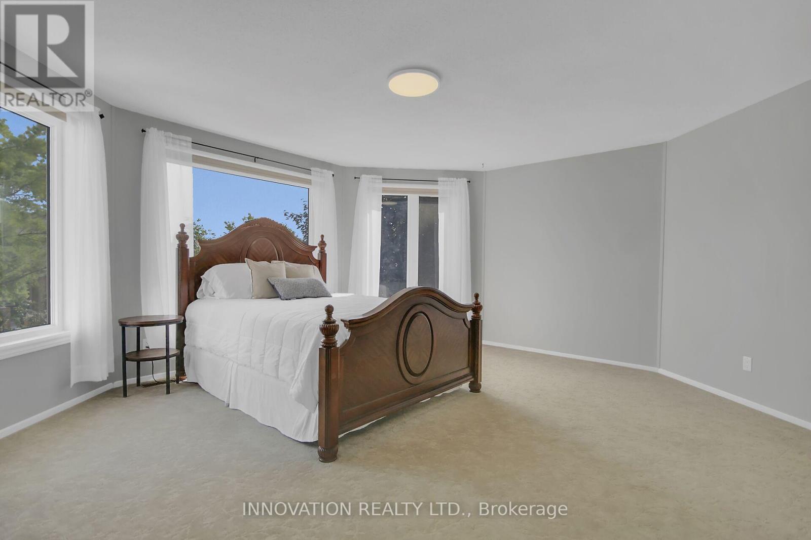 76 Chickasaw Crescent
