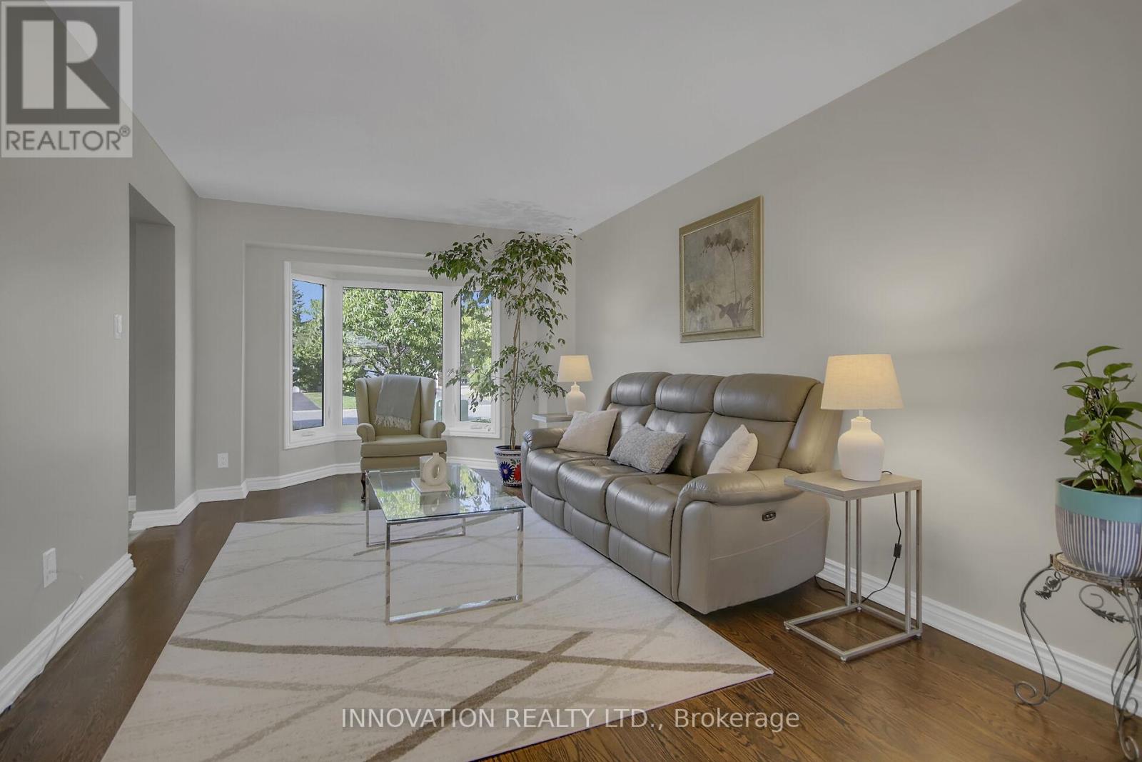 76 Chickasaw Crescent