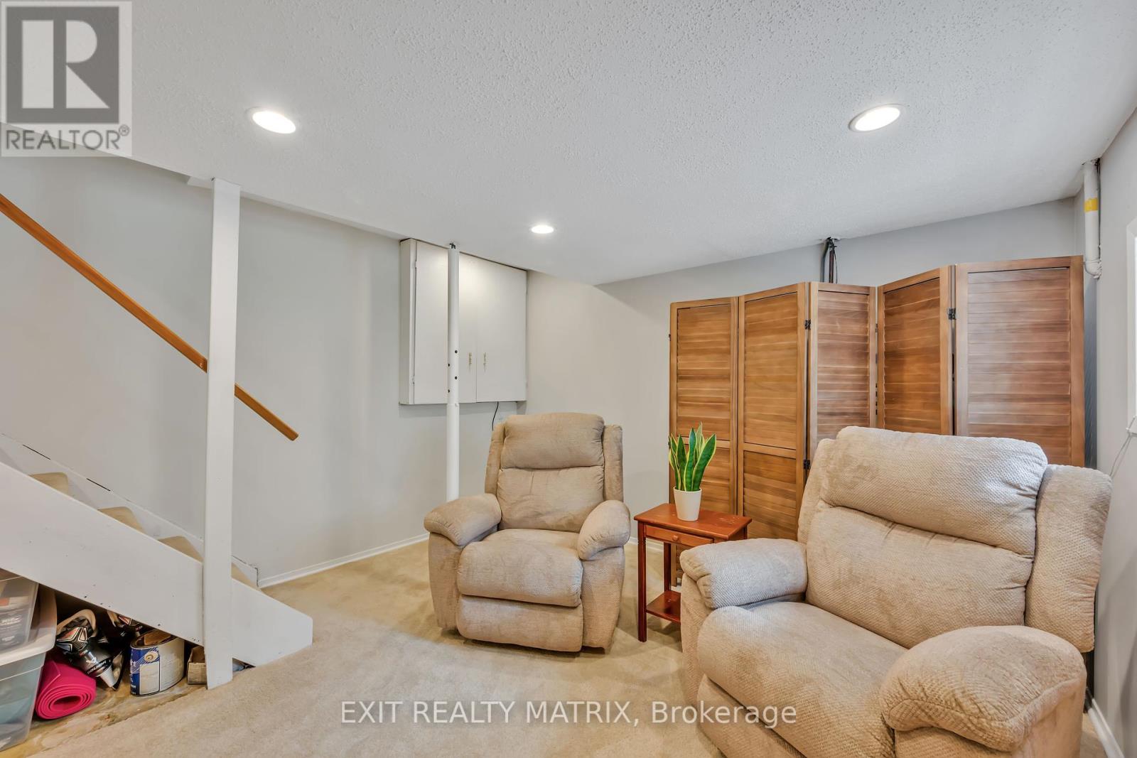 177 Hawthorne Avenue