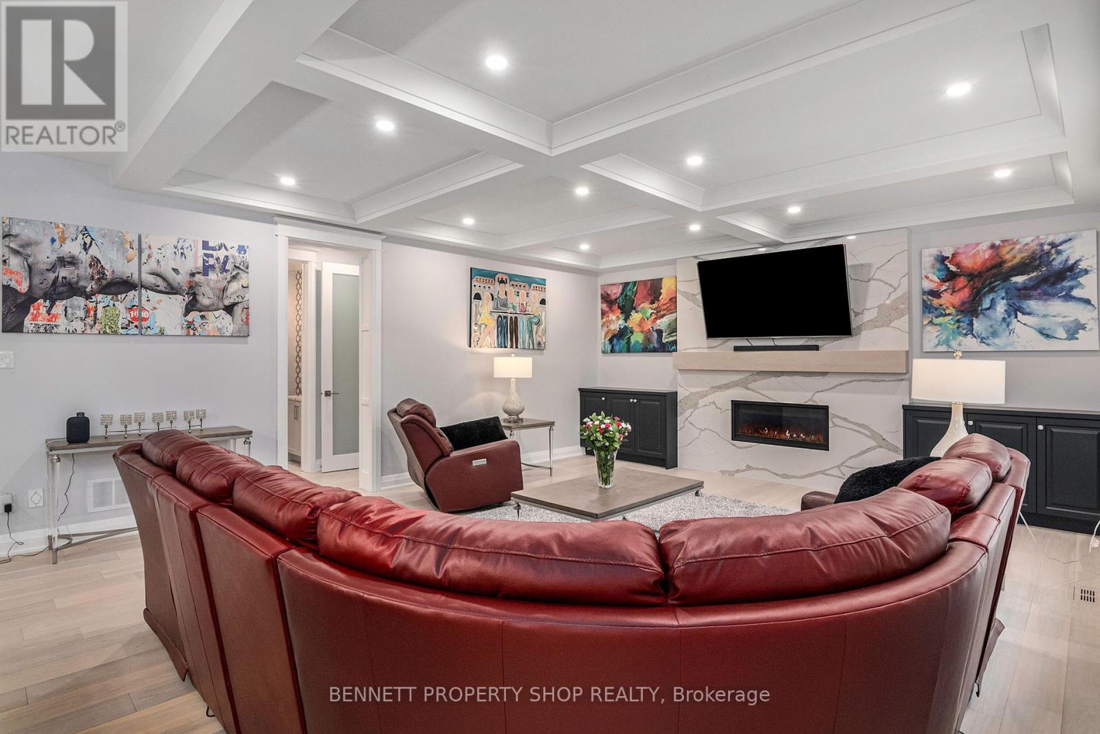 10 Westwood Drive