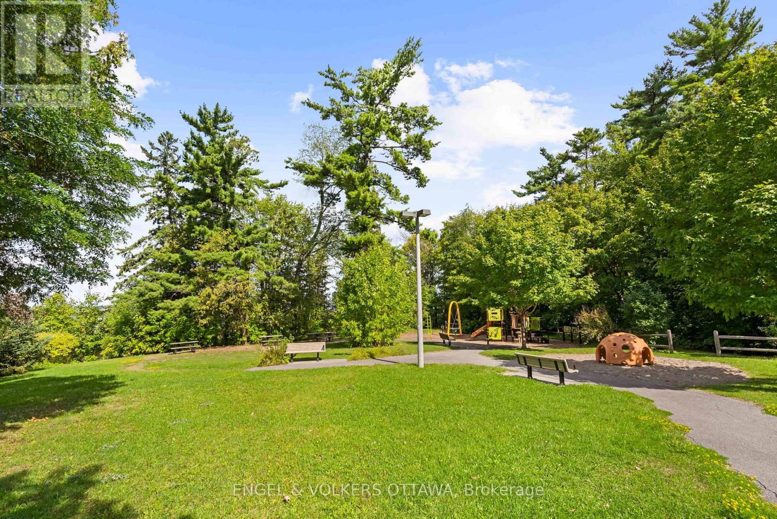 135 Challenge Crescent