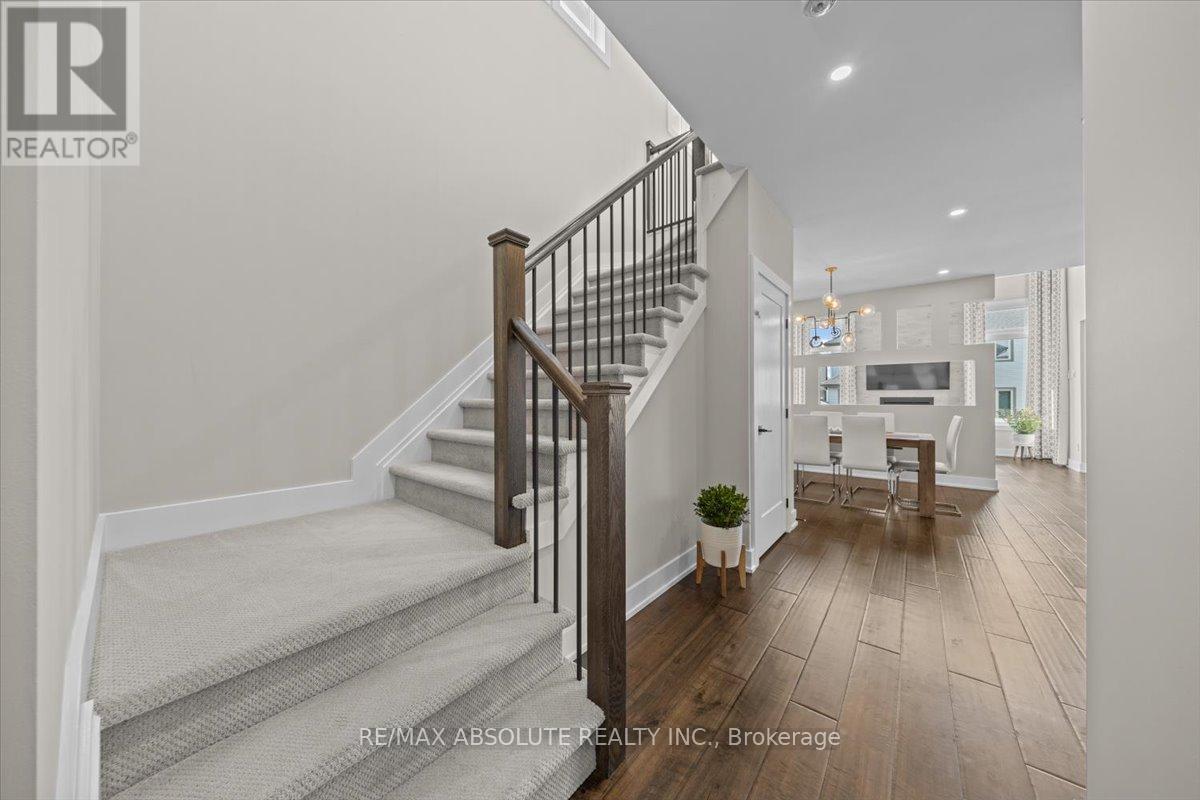 332 Haliburton Heights