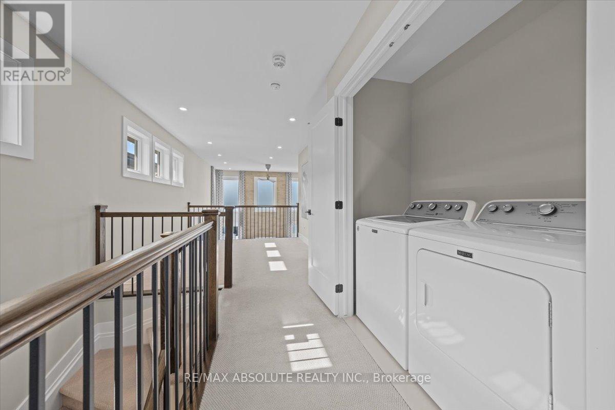 332 Haliburton Heights