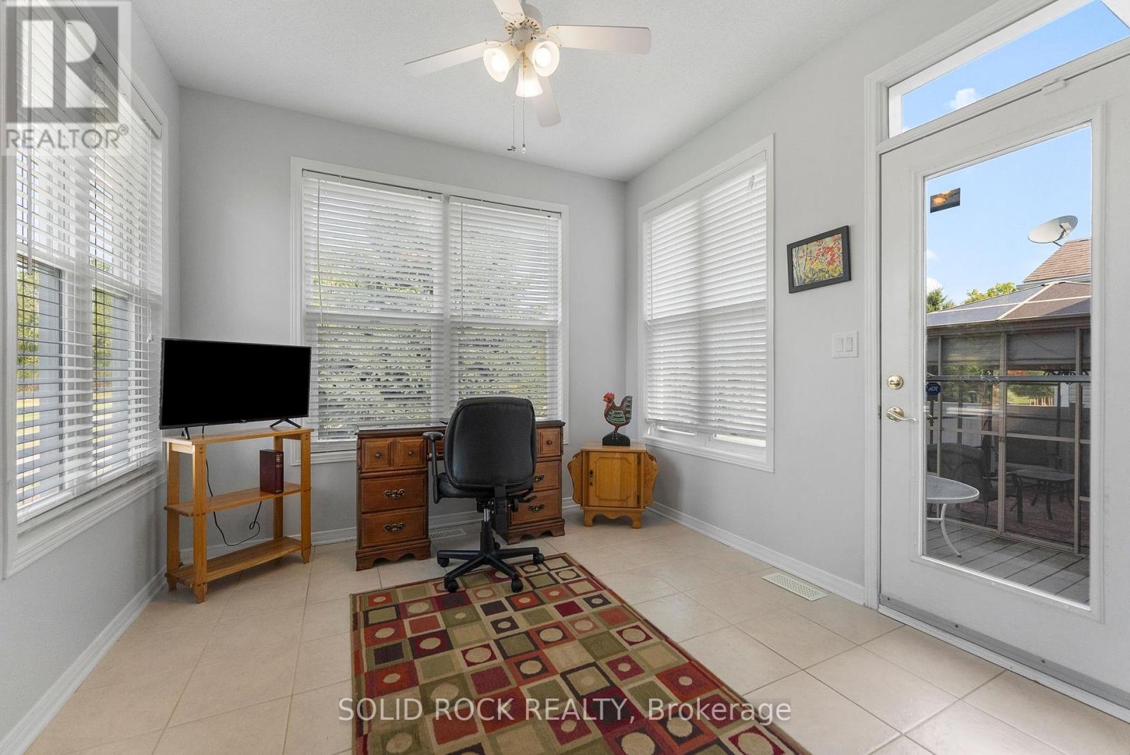 659 Country Trail Private