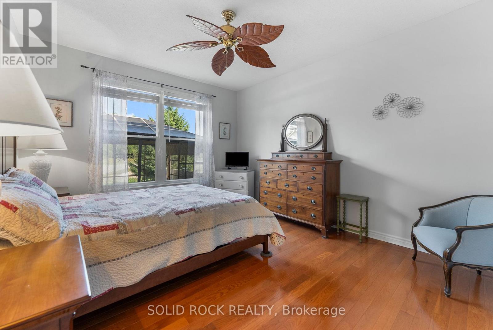 659 Country Trail Private