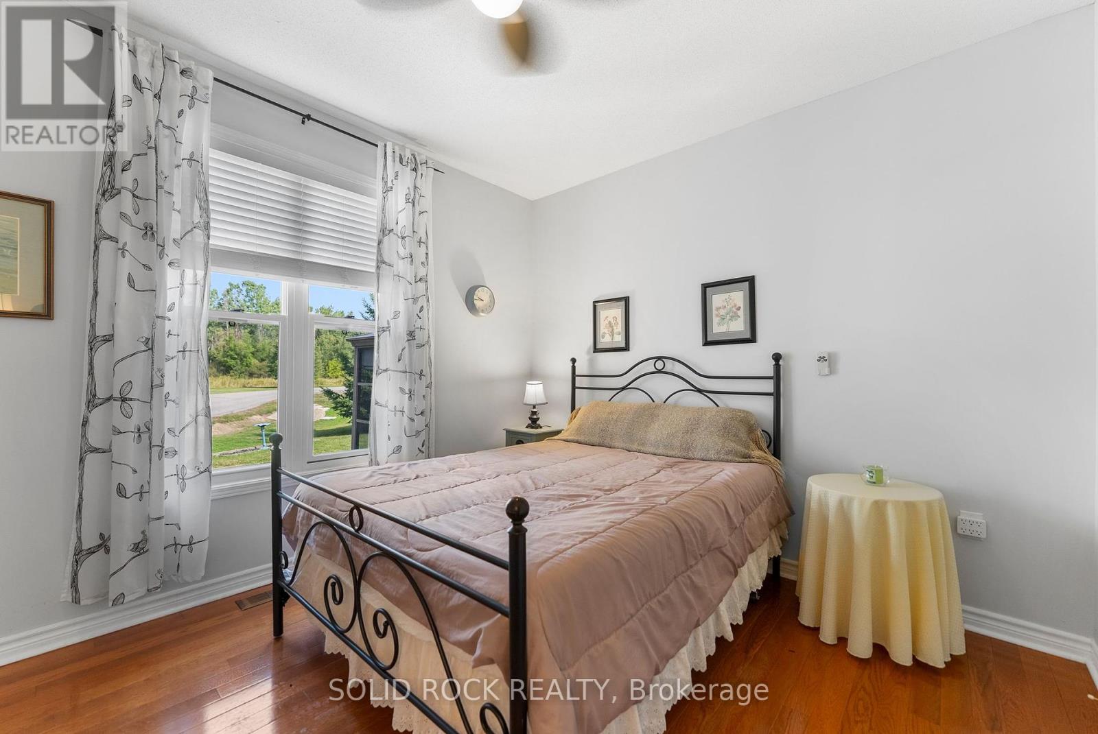 659 Country Trail Private