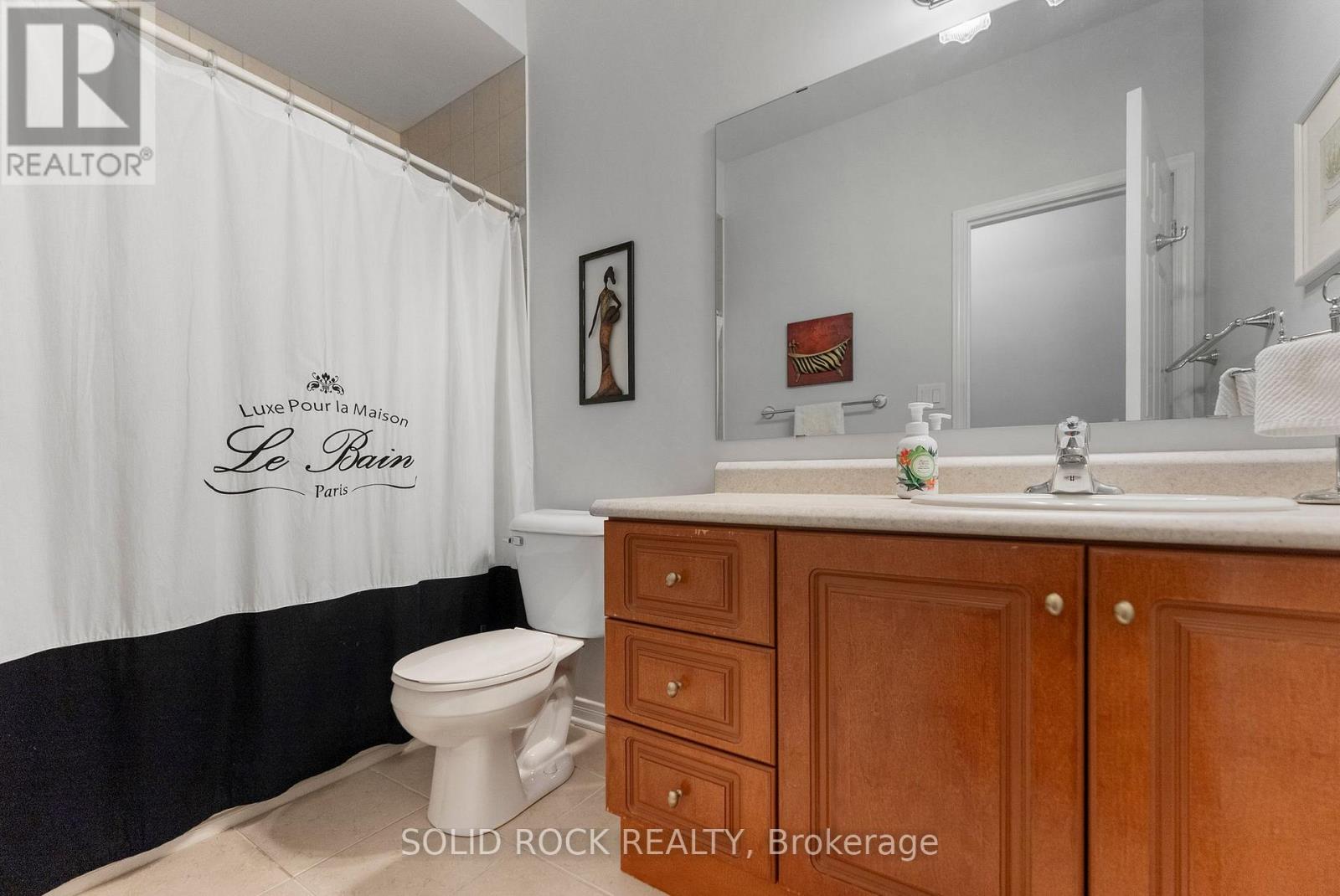 659 Country Trail Private