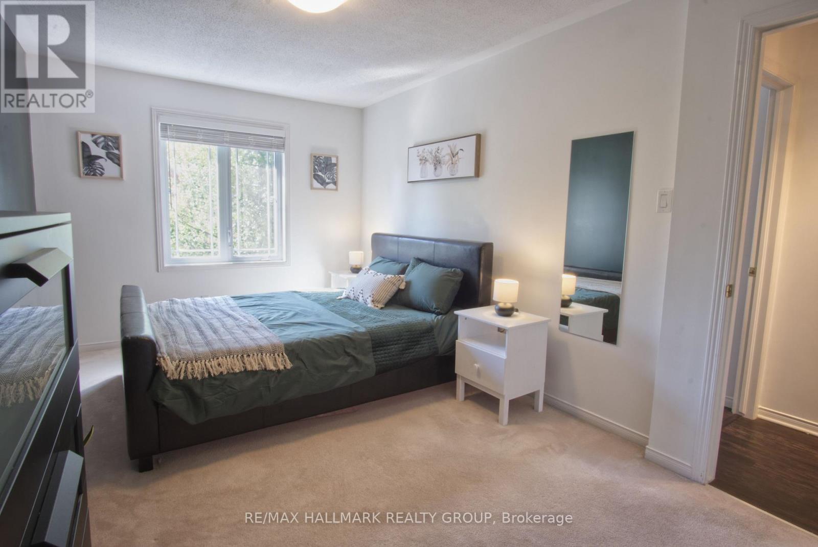 2239 Brockstone Crescent