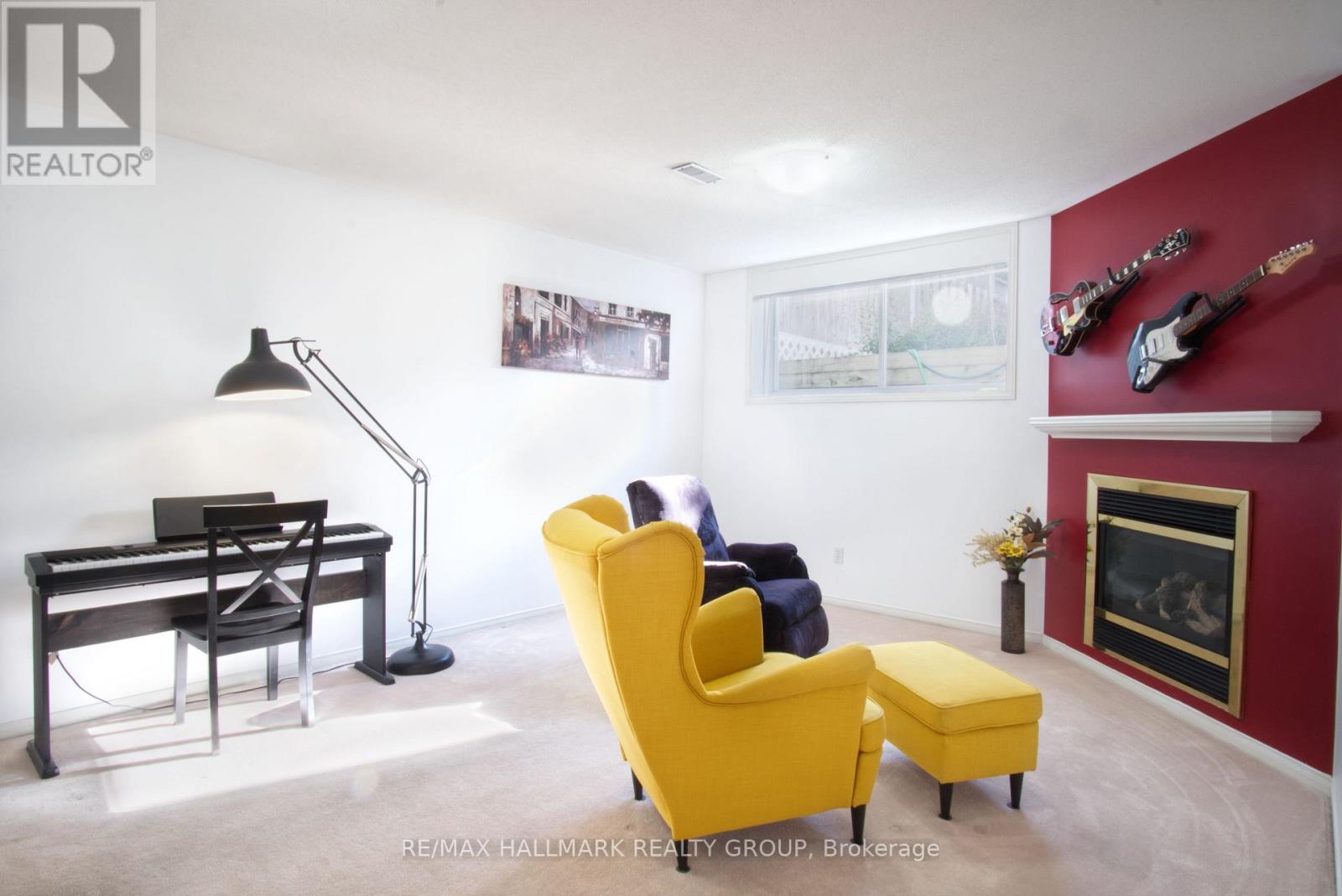 2239 Brockstone Crescent