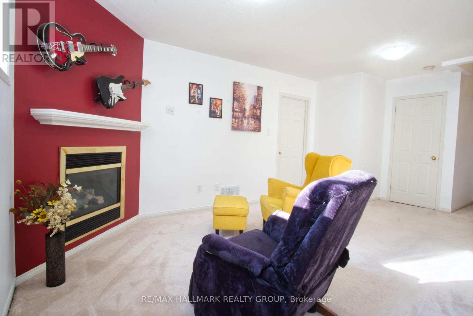 2239 Brockstone Crescent