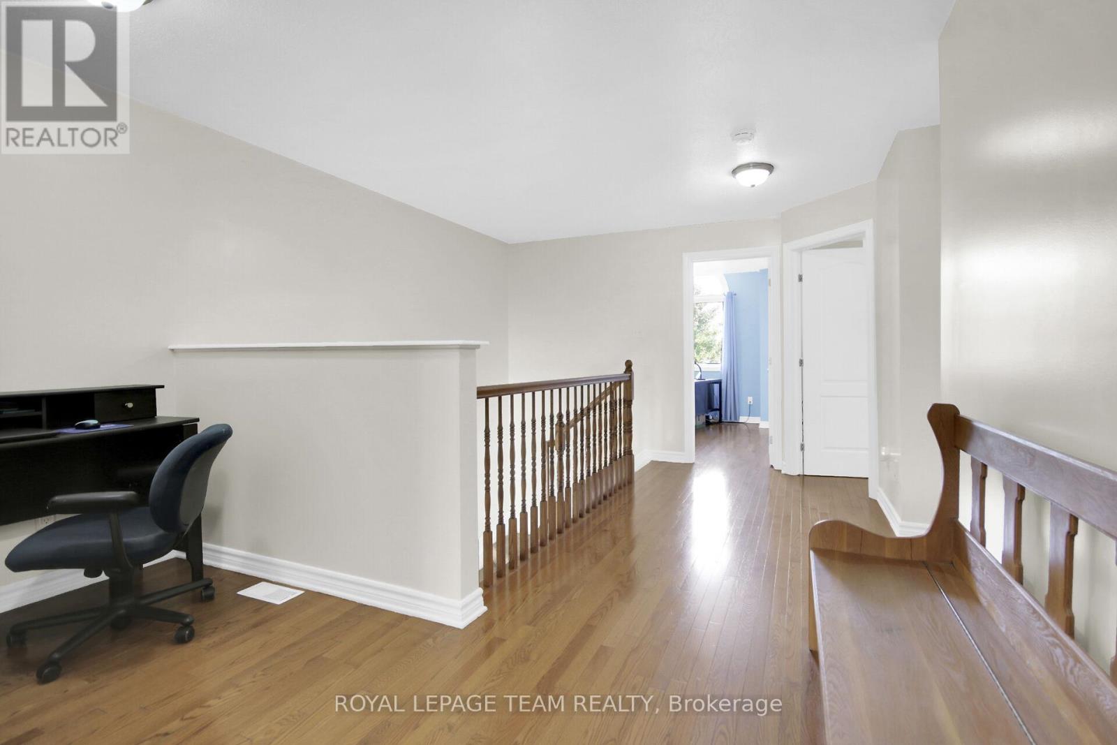 1024 Northgraves Crescent