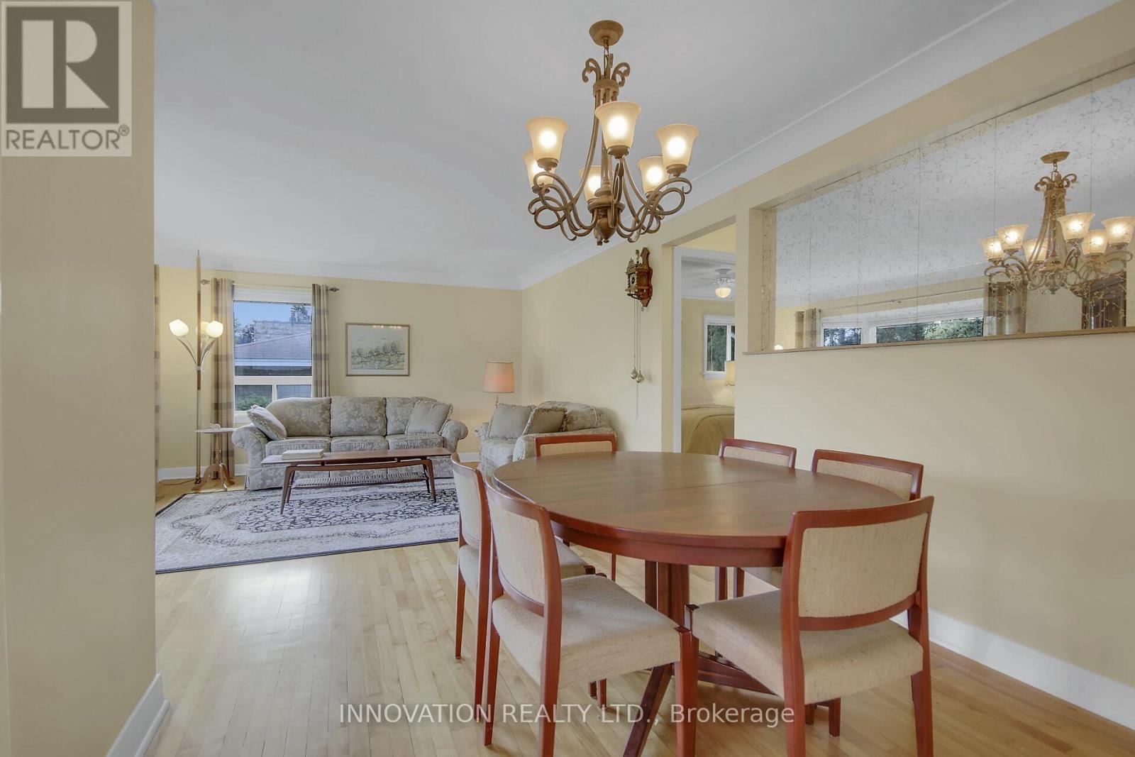113 Grenfell Crescent N