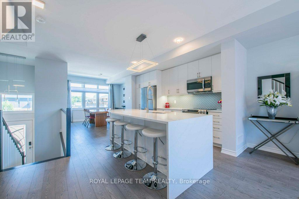 1448 Hemlock Road
