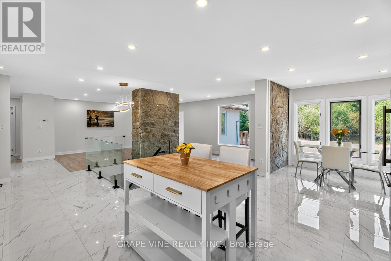 135 Manion Road