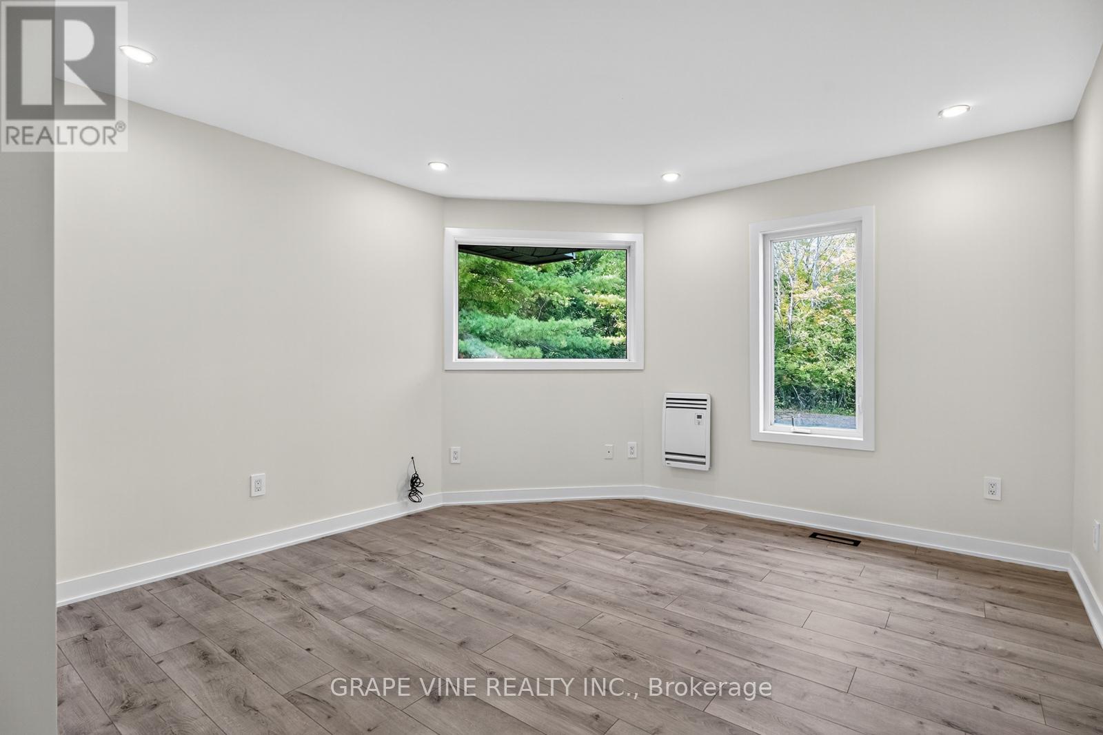 135 Manion Road