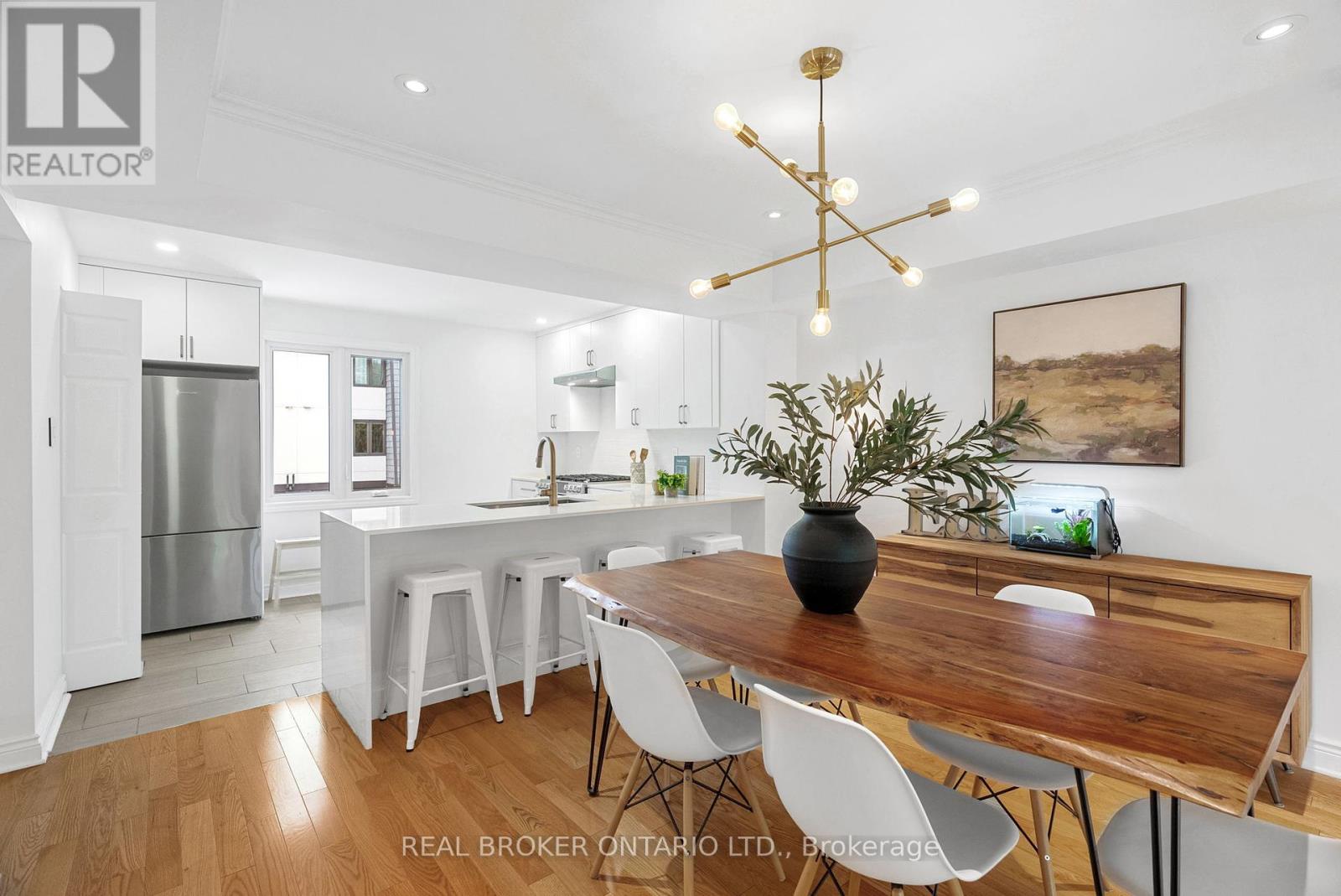 2 - 655 Richmond Road