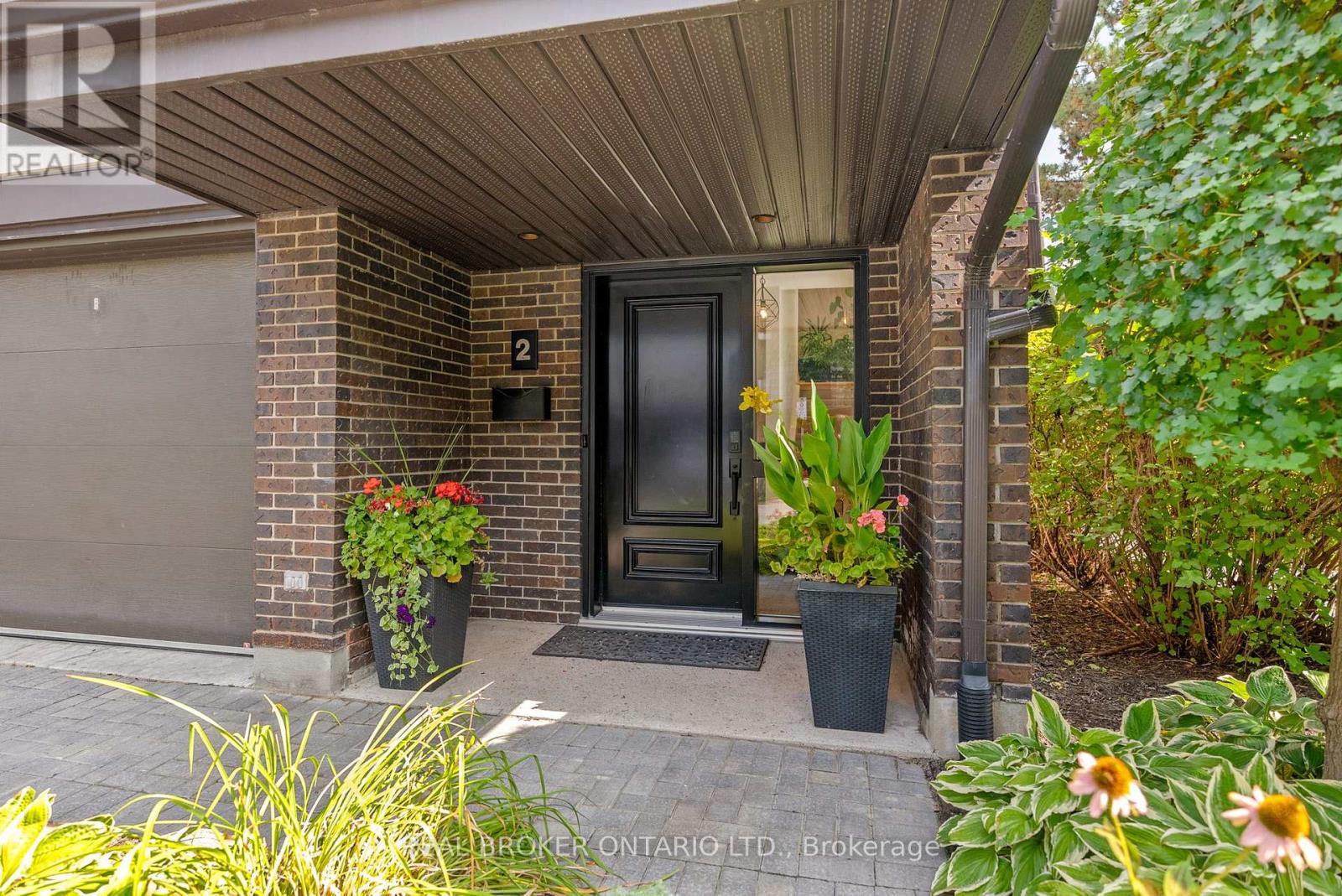 2 - 655 Richmond Road