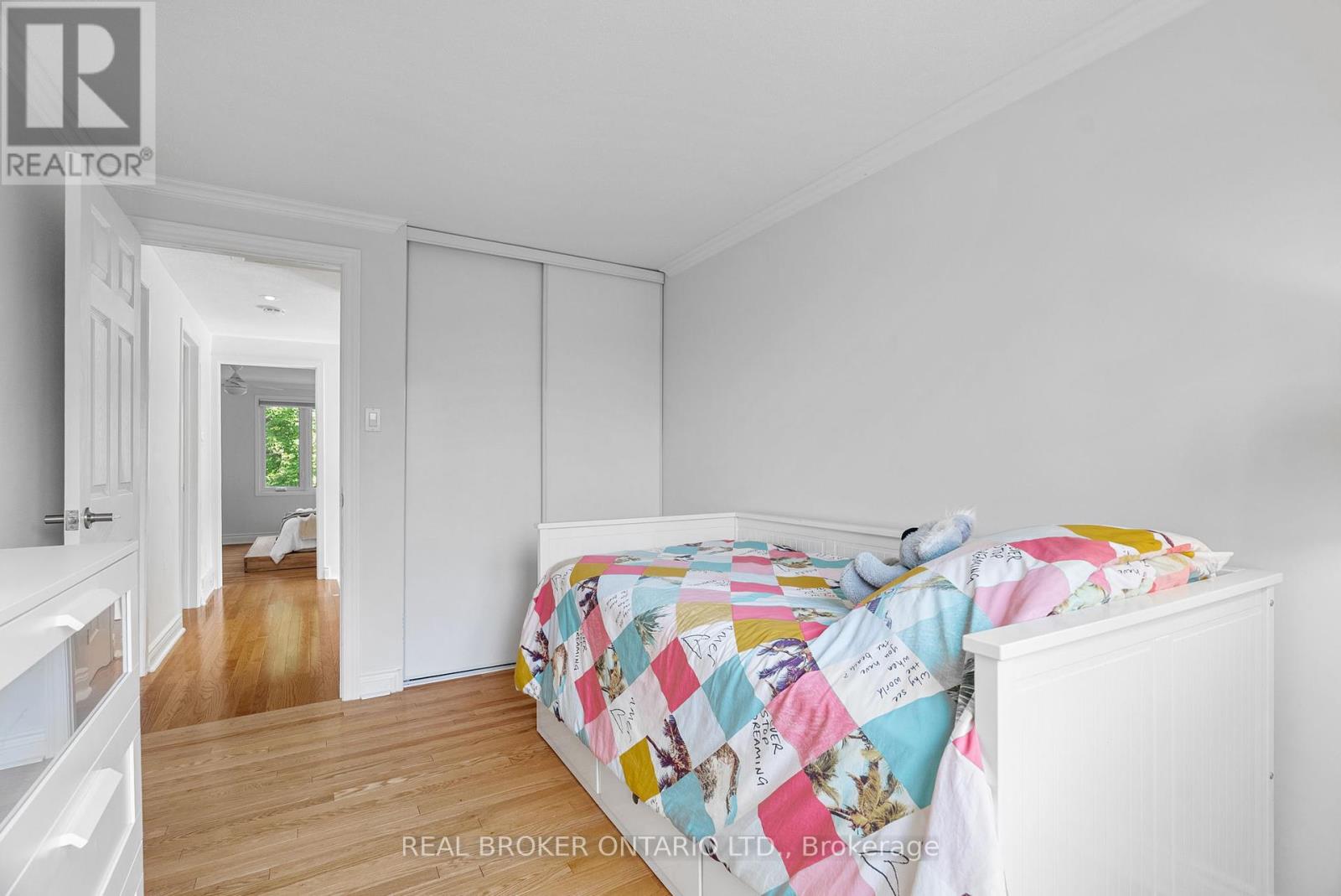 2 - 655 Richmond Road
