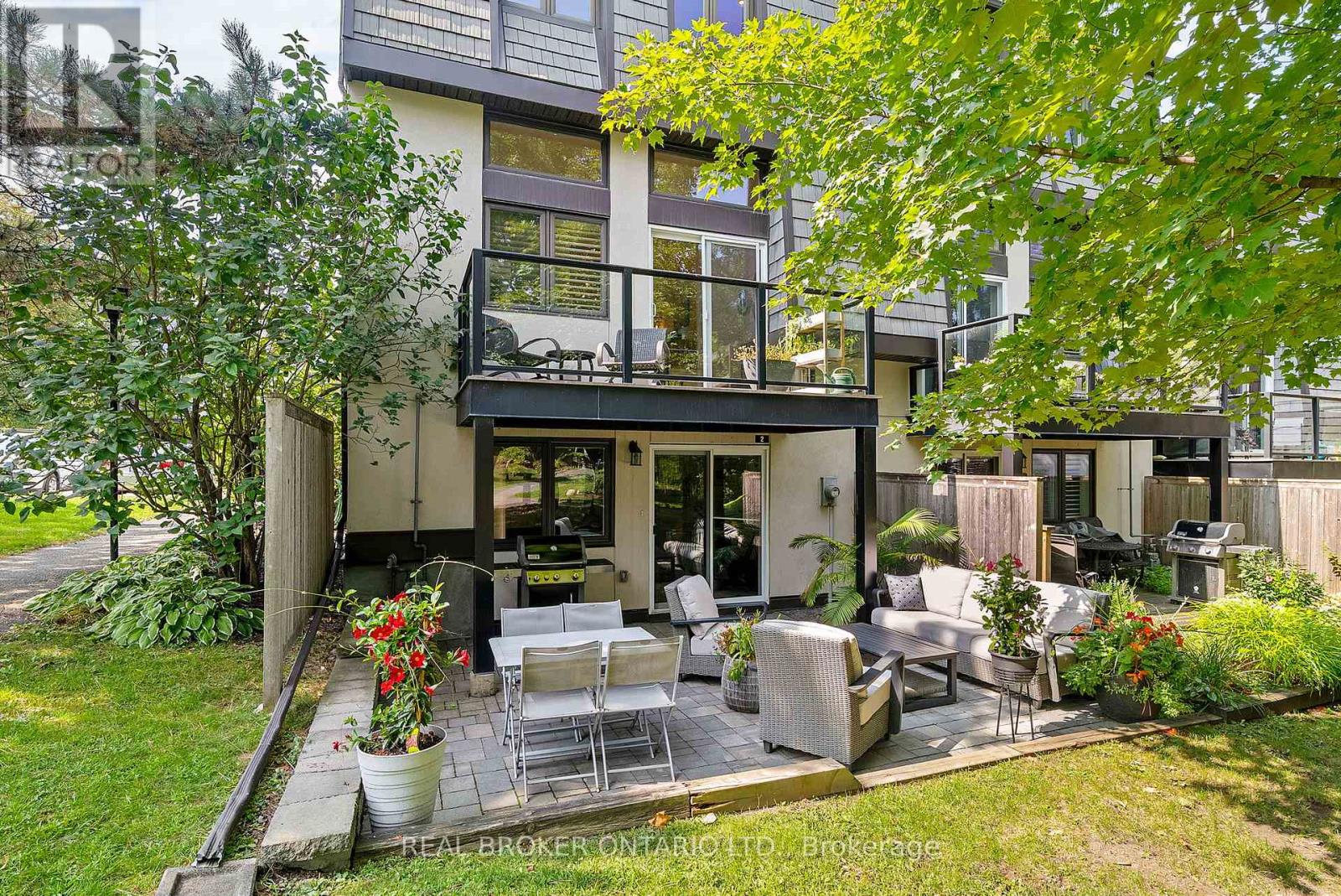 2 - 655 Richmond Road