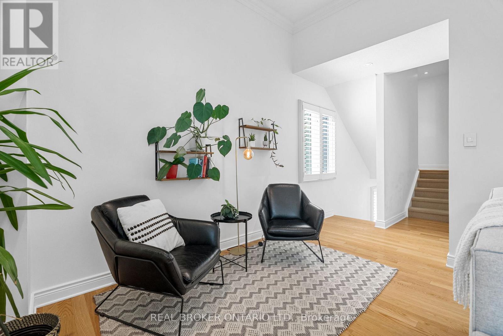 2 - 655 Richmond Road