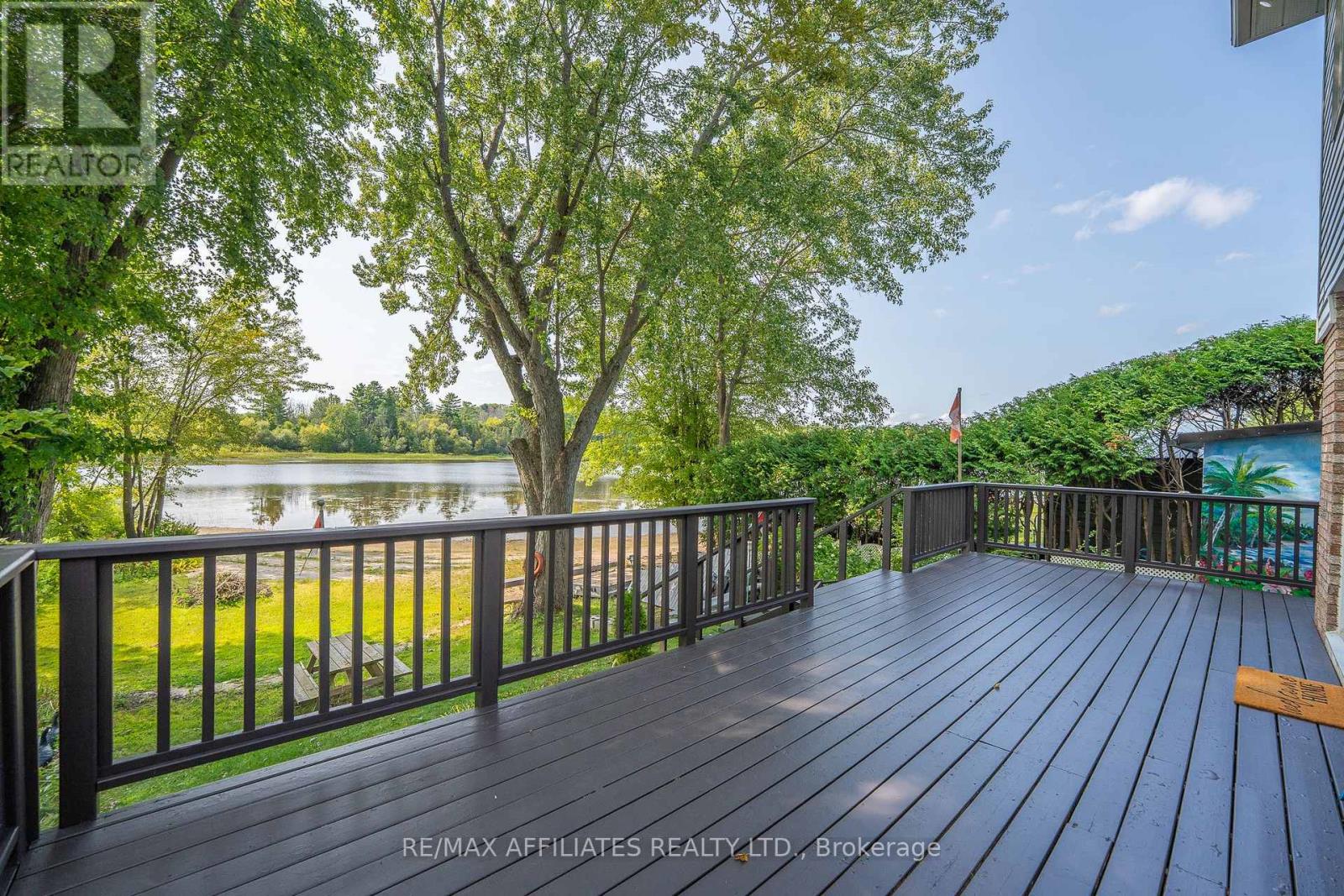 1278 Bayview Drive