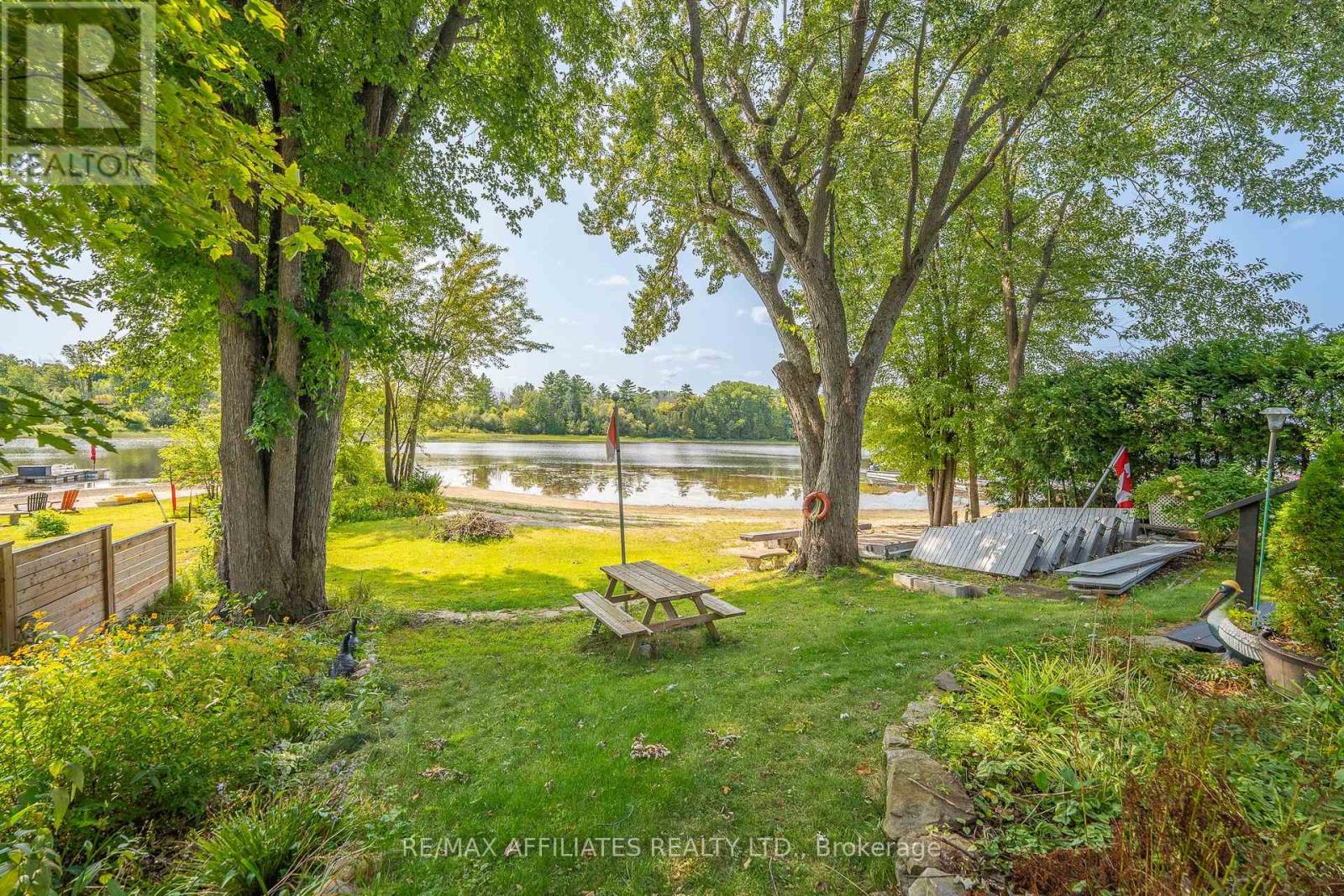 1278 Bayview Drive