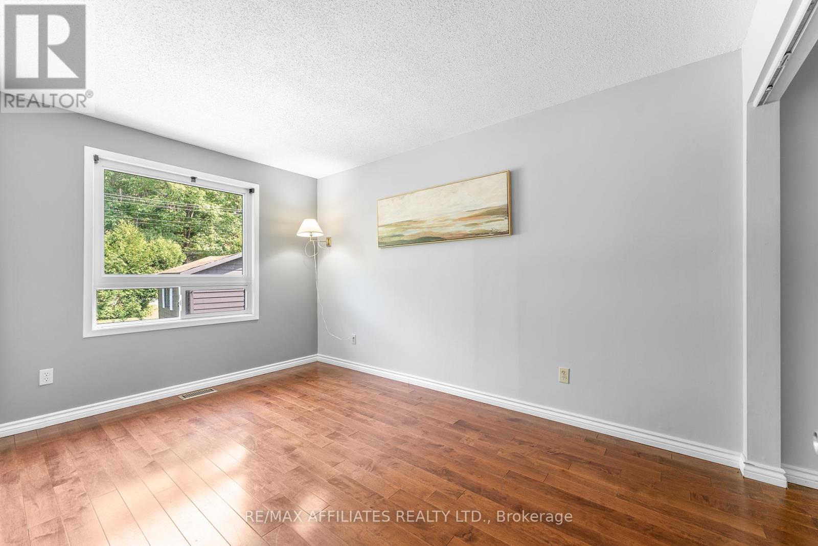 1278 Bayview Drive