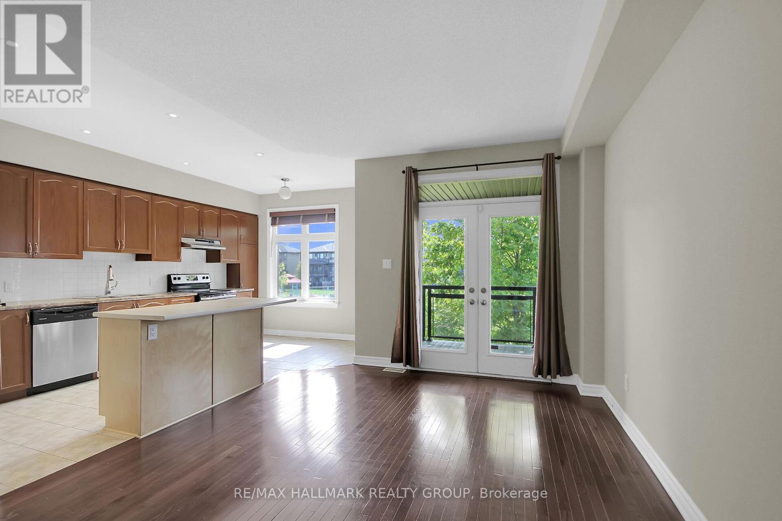 240 Leather Leaf Terrace