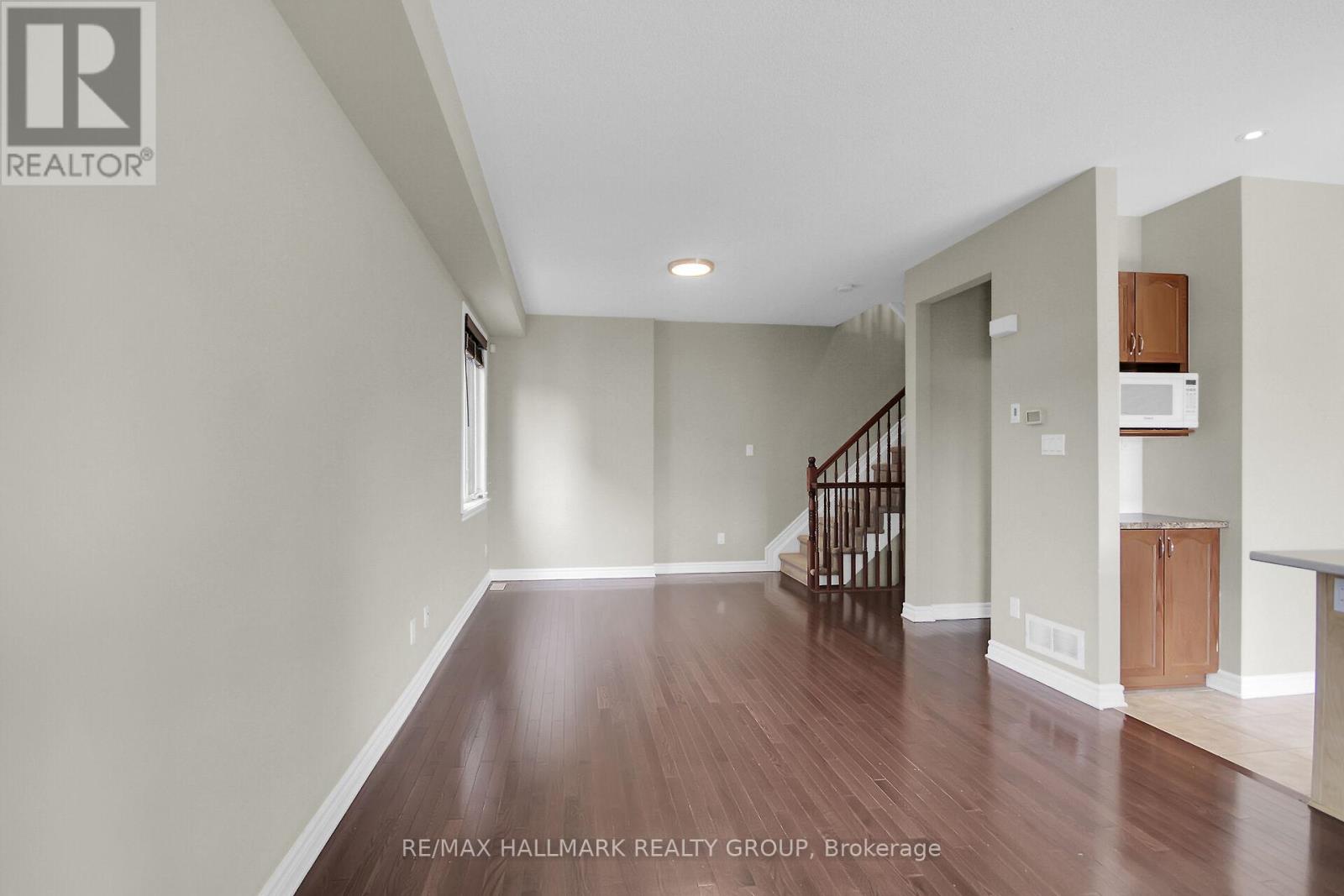 240 Leather Leaf Terrace