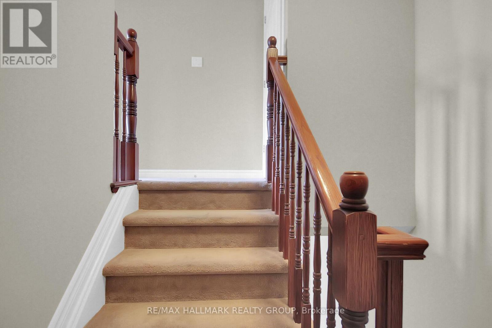 240 Leather Leaf Terrace