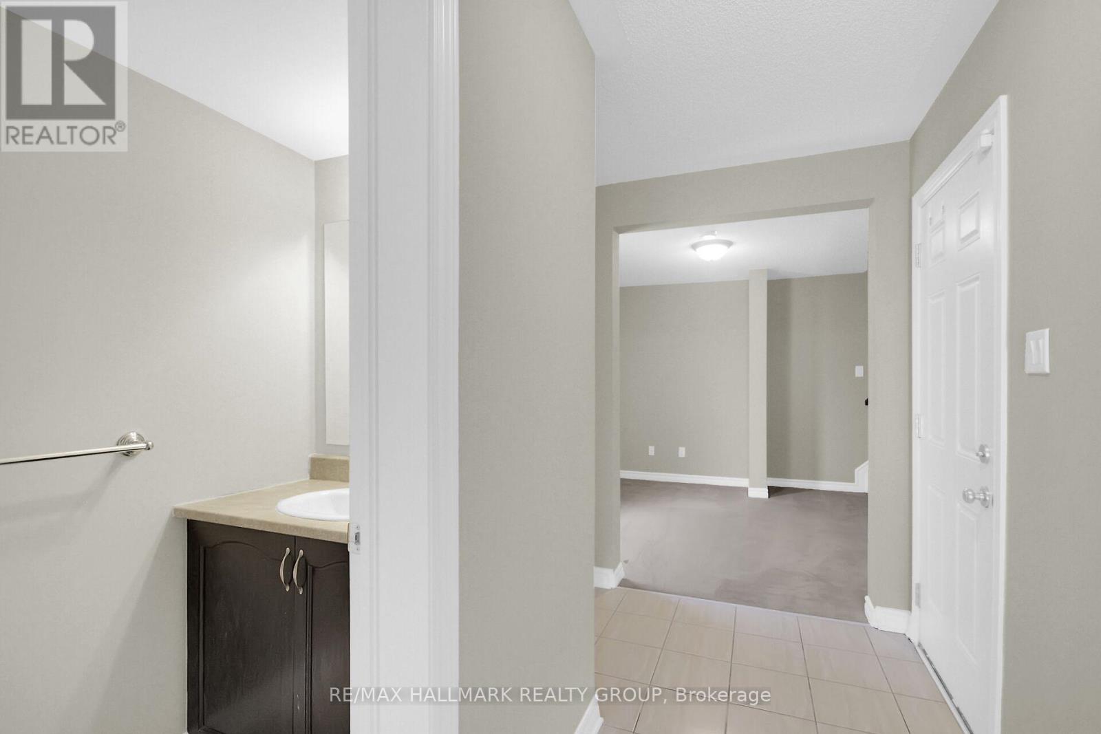 240 Leather Leaf Terrace