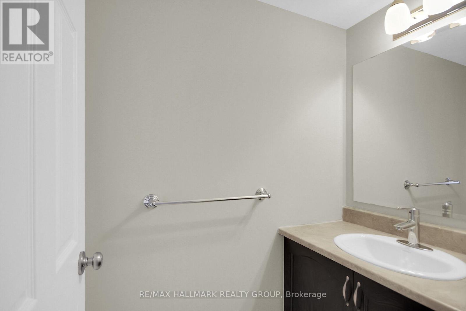 240 Leather Leaf Terrace