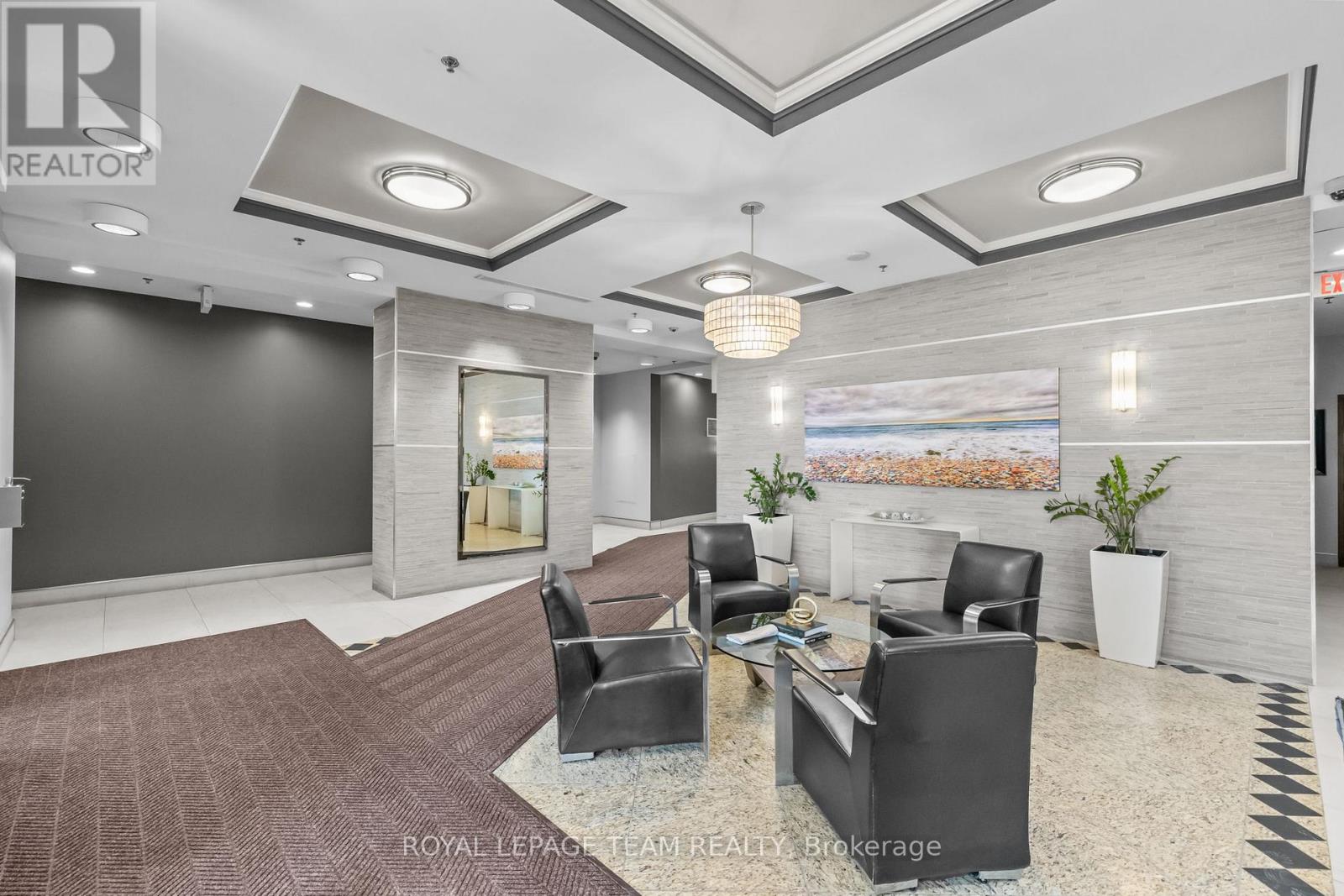 1002 - 70 Landry Street